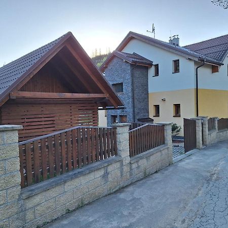 Vila Pohoda Javorniky S Rozlahlym Pozemkom Маков Екстер'єр фото